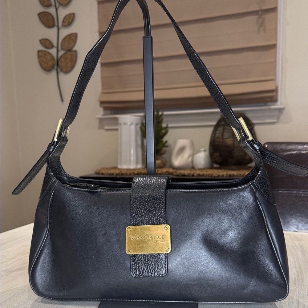 Vintage Kenneth Cole New York Black Leather Hobo Bag
